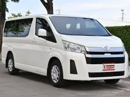 Toyota Hiace 2.8 GL รถตู้บรรทุกเจาะกระจก เบาะ1 แถว ใช้เป็นเป็นรถเซอร์วิสได้ เครดิตดีฟรีดาว์น