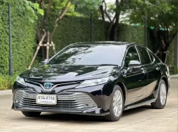 ขาย รถมือสอง 2019 Toyota CAMRY 2.5 HV Premium รถเก๋ง 4 ประตู 