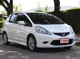 Honda Jazz 1.5 SV i-VTEC 2010 รถบ้านมือเดียวเจ้ของเดิมดูแลดี ซื้อสดฟรีแวท