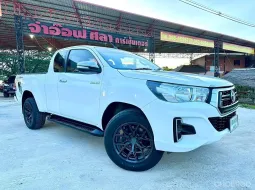 2016 Toyota Hilux Revo 2.4 E Prerunner MT รถกระบะ 