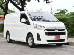 Toyota Hiace 2.8 ECO 2019 รถตู้เตี้ยบรรทุกโฉมล่าสุดตัวหน้ายาว รถมือเดียว พร้อมใช้งาน