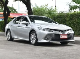 Toyota Camry 2.5 Hybrid 2020 รถบ้านมือเดียวแบตไฮบริดรับประกัน 10 ปีไม่จำกัดระยะทาง 