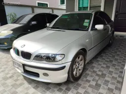 2002 BMW 318i 2.0 SE รถเก๋ง 4 ประตู 