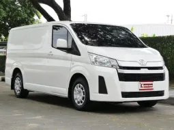 Toyota Hiace 2.8 ECO 2021 รถตู้เตี้ยบรรทุกรถมือเดียวเช็คสุนย์ตลอด พร้อมใช้งาน