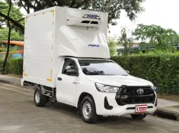 Toyota Revo 2.4 SINGLE Entry 2022 กระบะตู้เย็น MPC พักลม 3 ตัวความสูง 2.10 เมตร พร้อมใช้งาน