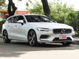 Volvo V60 2.0 Recharge T8 Inscription 4WD 2021 รถบ้านมือเดียวใช้งานน้อยเช็คศูนย์ทุกระยะ 