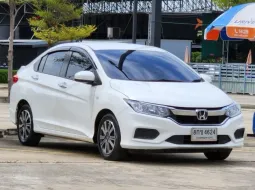 2019 Honda CITY 1.5 i-VTEC รถเก๋ง 4 ประตู 