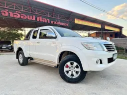 2013 Toyota Vigo Champ 2.5 E Prerunner VN turbo MT รถกระบะ 