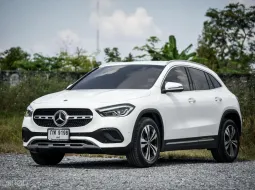 🔥 Compact SUV ตัวฮิต พร้อมใช้งาน เข้าศูนย์ทุกระยะ เดิมๆ Mercedes-Benz GLA200 1.3 Progressive