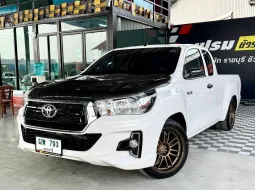 2020 Toyota Hilux Revo 2.4 รถกระบะ 