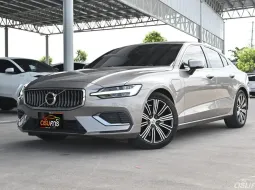 Volvo S60 2.0 Recharge T8 4WD 2021 รถบ้านมือเดียวเช็คประวัติจากศูนย์ได้ ยังมีวารันตีแบตเตอรี่ 8 ปี 