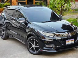 2018 Honda HR-V 1.8 RS Sunroof SUV รถมือเดียว ไมล์ 9 หมื่นกิโลแท้ รถสวยสภาพดี ครับ