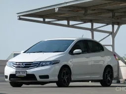 2013 Honda CITY 1.5 i-VTEC รถเก๋ง 4 ประตู ดาวน์ 0%