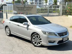 Honda ACCORD 2.4 TECH ท๊อปซันรูฟ ปี 2015