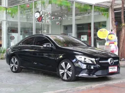 2017 Mercedes-Benz CLA-Class 1.6 CLA200 รถเก๋ง 4 ประตู 