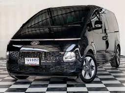 HYUNDAI NEW H1 STARIA 2.2 SEL เกียร์ออโต้ ปี 2022