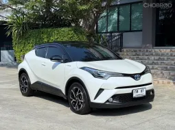 2020 TOYOTA CHR HV รถมือเดียวป้ายแดง รถวิ่งน้อย 7*,*** กม เข้าศูนย์ทุกระยะ ไม่เคยมีอุบัติเหตุครับ