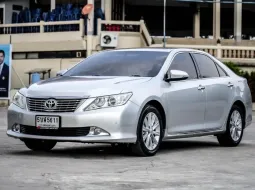 2013 Toyota CAMRY 2.0 Gรถเก๋ง 4 ประตู 
