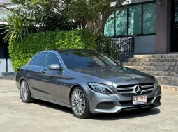 2018 BENZ C350e AMG รถมือเดียวออกป้ายแดง รถวิ่งน้อย เข้าศูนย์ทุกระยะ รถไม่เคยมีอุบัติเหตุครับ