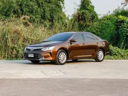 ขาย รถมือสอง 2016 Toyota CAMRY 2.0 รถเก๋ง 4 ประตู 