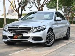 Benz C350e 2.0 W205 Exclusive 2018 รถบ้านมือเดียวใช้งานน้อยไมล์เพียง 1 หมื่นกว่าโล