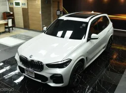 2019 BMW X5 30d M SPORT หลังคาแก้ว G05