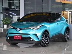 Toyota C-HR 1.8 HEV Mid ปี2018 รถบ้านมือเดียว ไมล์แท้5*,***โล เข้าศูนย์ตลอด สวยเดิมทั้งคัน ออกรถ0บาท