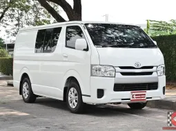 Toyota Hiace 3.0 ตัวเตี้ย D4D 2019 รถตู้เตี้ยบรรทุกเจาะกระจก เบาะ 1 แถว พร้อมใช้งาน