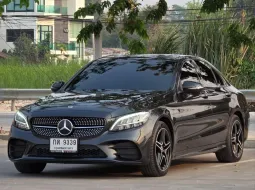 Mercedes-Benz C-Class 2.0 C300e AMG Sport Facelift รถบ้าน มือเดียว วิ่งน้อย ประวัติศูนย์ครบ 