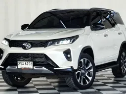 TOYOTA LEGENDER 2.8 V.4WD.ZIGMA 4 เกียร์ออโต้ ปี 2020
