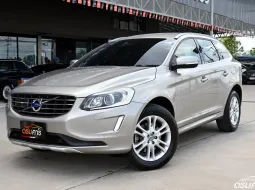 Volvo XC60 2.0 D4 2015 รถบ้านมือเดียวออกศูนย์ใช้งานน้อยเช็คศูนย์ตลอด สภาพดี