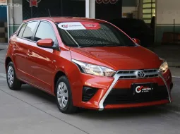 2017 Toyota YARIS 1.2 J รถเก๋ง 5 ประตู 