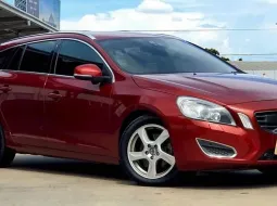 Volvo 1.5 V60 Sport สีแดง 2013