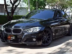 BMW 330e 2.0 F30 M Sport 2018 ตัวไมเนอร์เชนจ์ไฟ LCI ชุดแต่งศูนย์รอบคัน รถบ้านมือเดียวเช็คศูนย์ตลอด