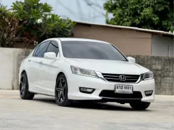 2013 Honda ACCORD 2.4 รถเก๋ง 4 ประตู รถบ้านแท้