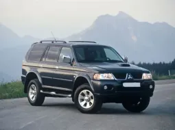 รถมือสอง Mitsubishi Pajero Sport รถครอบครัวยอดนิยม รุ่นไหนดี