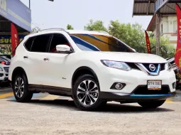 Nissan X-Trail Hybrid 2.0 V 4WD ปี 2015จด2016 มือเดียว สภาพใหม่ ไม่เคยเฉี่ยวชน ประวัติเข้าศูนย์ครบ