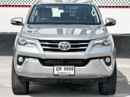 2015 Toyota Fortuner 2.4 V SUV ออกรถง่าย