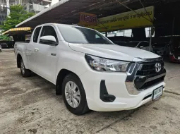 2021 Toyota Hilux Revo 2.4 Z Edition รถกระบะ ดาวน์ 0%
