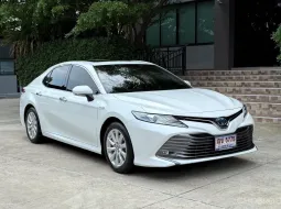 2021 TOYOTA CAMRY HV PREMIUM รถมือเดียว 70,000กม สภาพป้ายแดง เข้าศูนย์ทุกระยะ ไม่เคยมีอุบัติเหตุครับ
