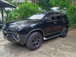 2018 Toyota Fortuner 2.4 G เกียร์ธรรมดา 6สปีด
