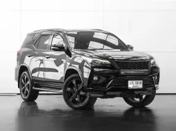 ขาย Fortuner มือสอง 2017 Toyota Fortuner 2.8 TRD Sportivo 4WD SUV ฟรีดาวน์ ฟรีส่งรถ การันตีรถสวย100%