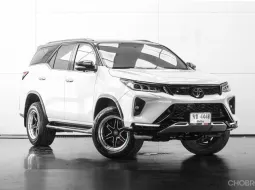 ขาย Fortuner 2016 Toyota Fortuner 2.8 TRD Sportivo 4WD SUV ฟรีดาวน์ ฟรีส่งรถ การันตีรถสวย100%