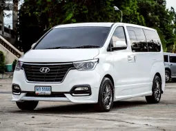 2018 Hyundai H-1 2.5 Limited II รถตู้/VAN ออกรถง่าย