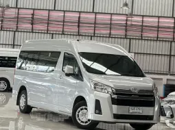 2020 Toyota COMMUTER 2.8 MT