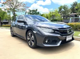 Honda CIVIC 1.5 i-VTEC Turbo รถเก๋ง 5 ประตู 