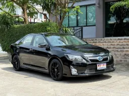 2014 TOYOTA CAMRY HV PREMIUM รุ่น TOP รถมือเดียว วิ่งน้อย ไม่มีอุบัติเหตุ เปลี่ยนแบต HYBRID แล้วครับ