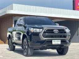 2021 Toyota Hilux Revo 2.4 Prerunner รถกระบะ ออกรถ 0 บาท