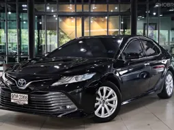 2019 Toyota CAMRY 2.5 HV Premium รถเก๋ง 4 ประตู ออกรถฟรีดาวน์ 