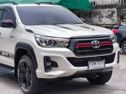 Toyota Revo rocco 2.4G ปี2019 เกียร์ออโต้
